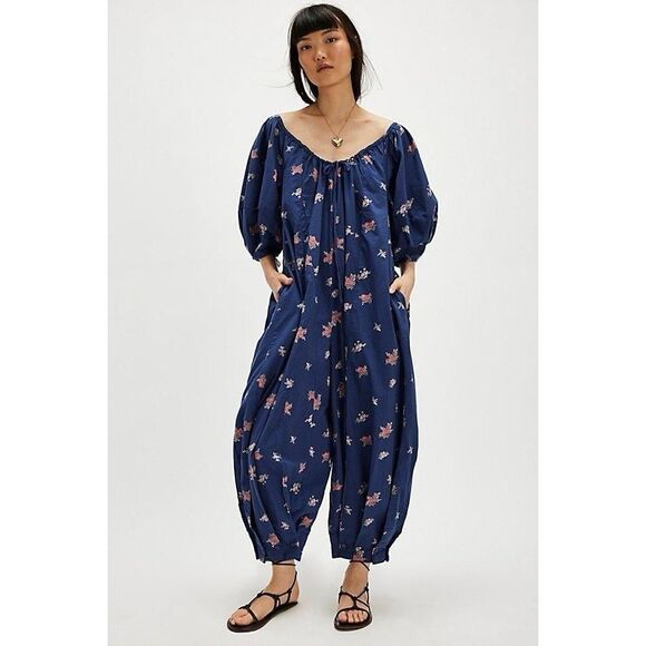 New Free People Bop Around Printed Jumpsuit Floral V Neck Puff Sleeve Blue XS